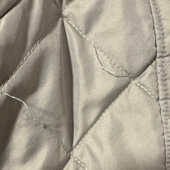 Columbia Cream Fleece-Lined Jacket with Gray Trim - Picture 5 of 5